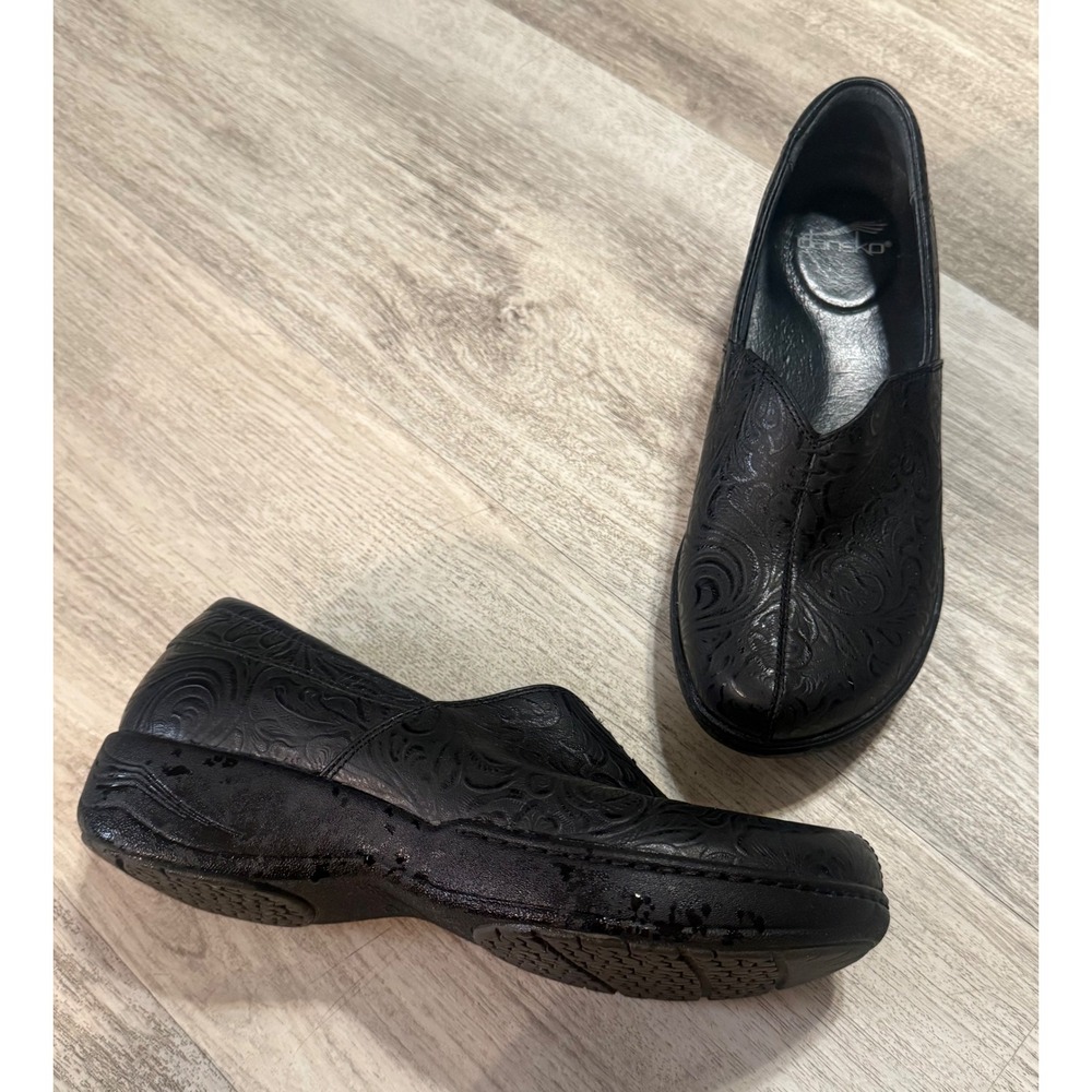 Dansko Black Embossed Leather Mule Clogs Shoes Women Size 38 EU 7.5 US